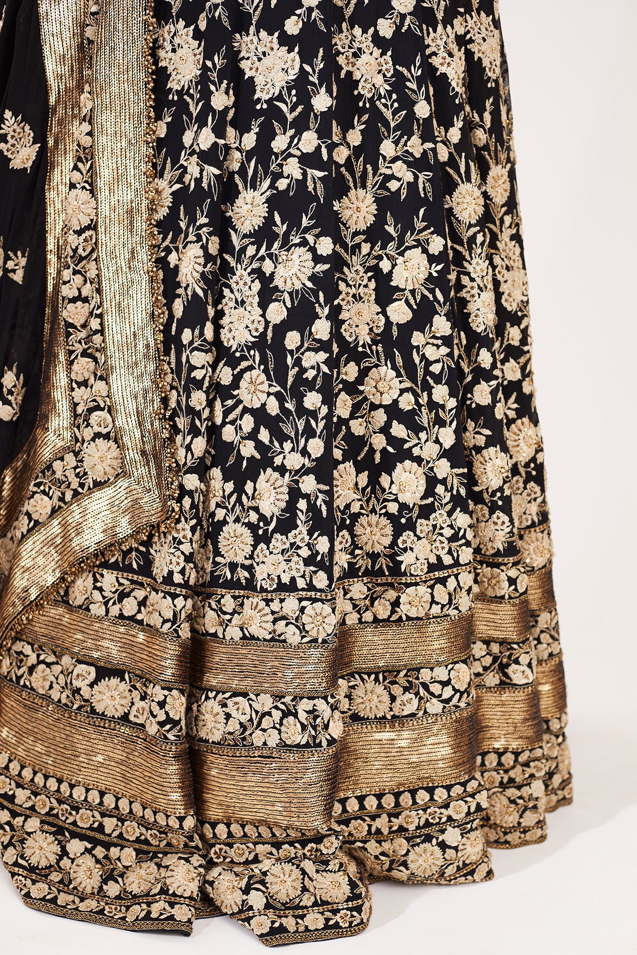 Anarkali Kurta Set in Old World Thread Embroidery