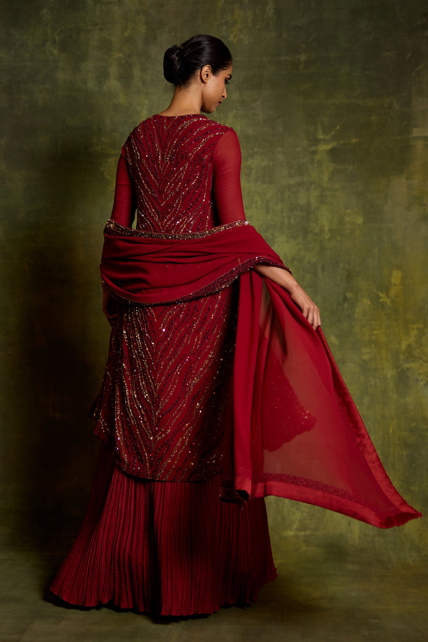 Kurta Set in Sequin Embroidery