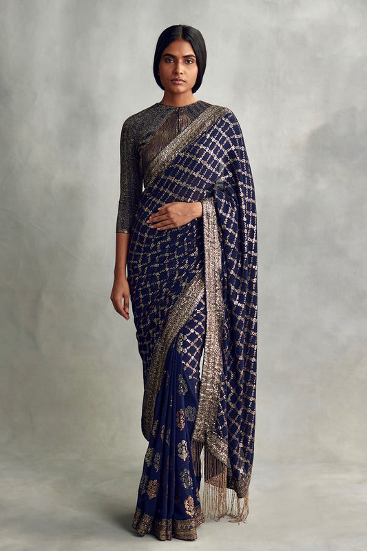Sari Set in Floral and Geometric pattern in sequin embroidery