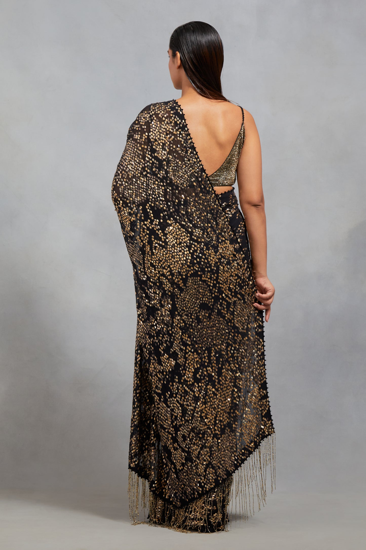 Sari Set in Snake Pattern Sequin Embellishment