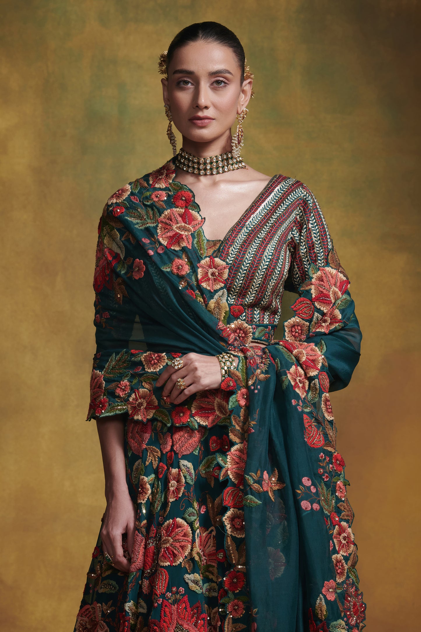 Lehenga Blouse Dupatta in Big Flower motifs thread embroidery