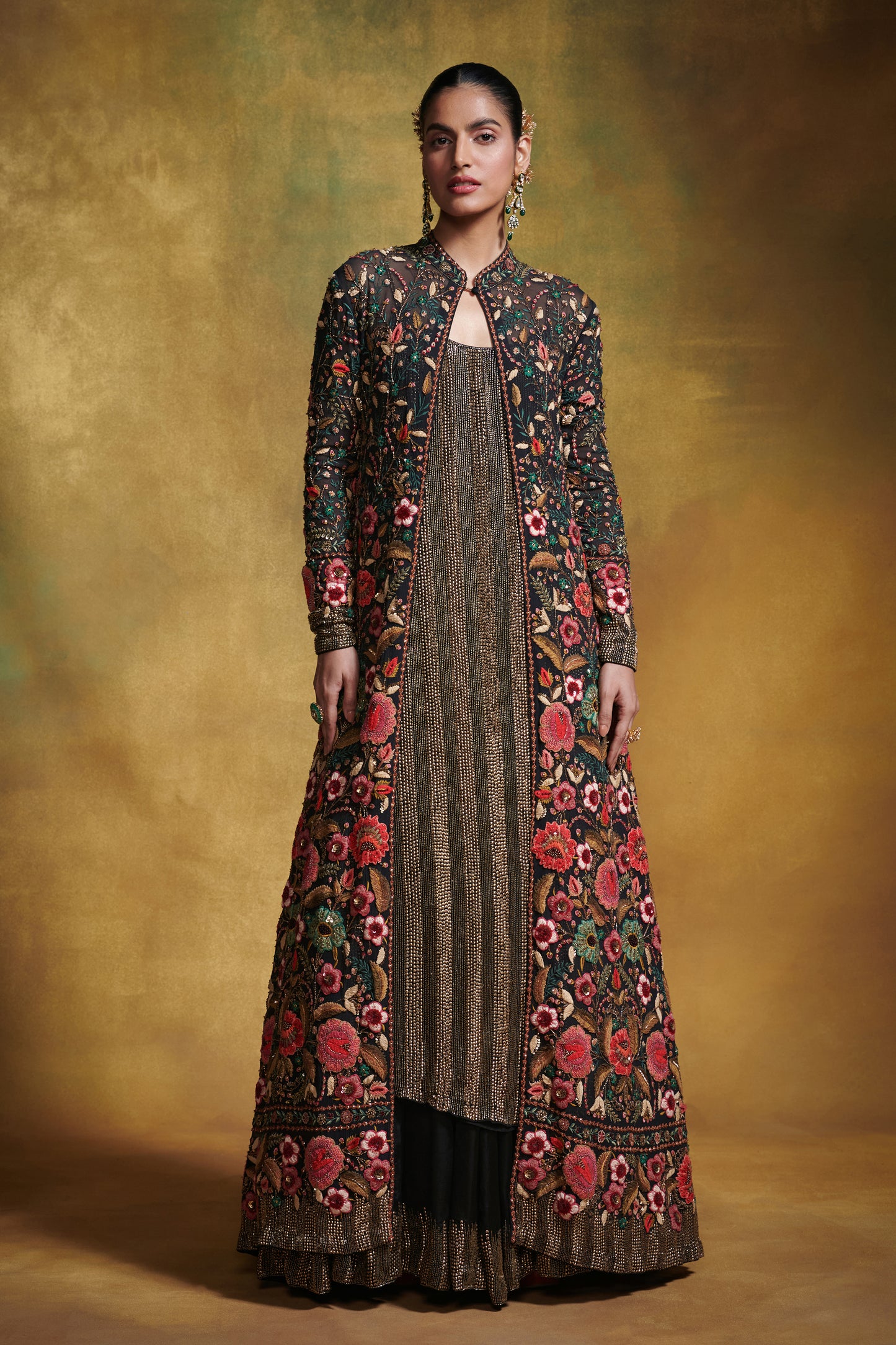 Jacket Set in the bold Flower Embroidery