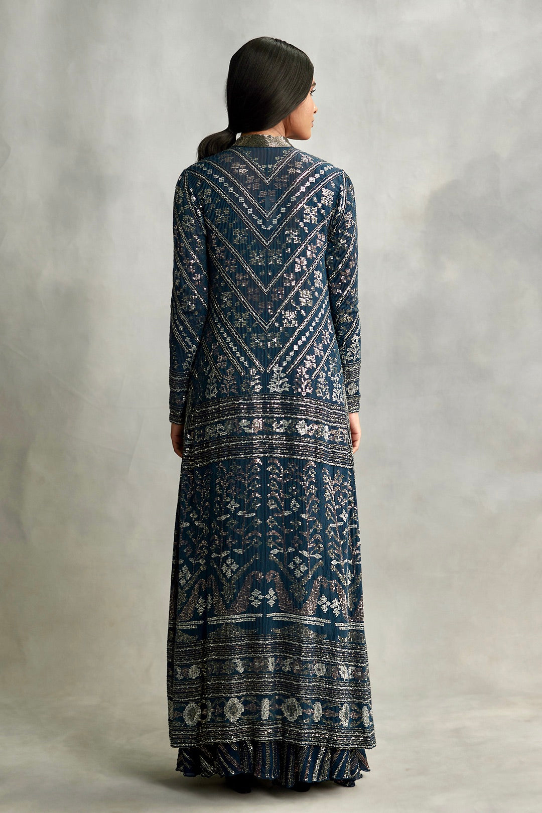 Jacket Set in small sequin embroidery
