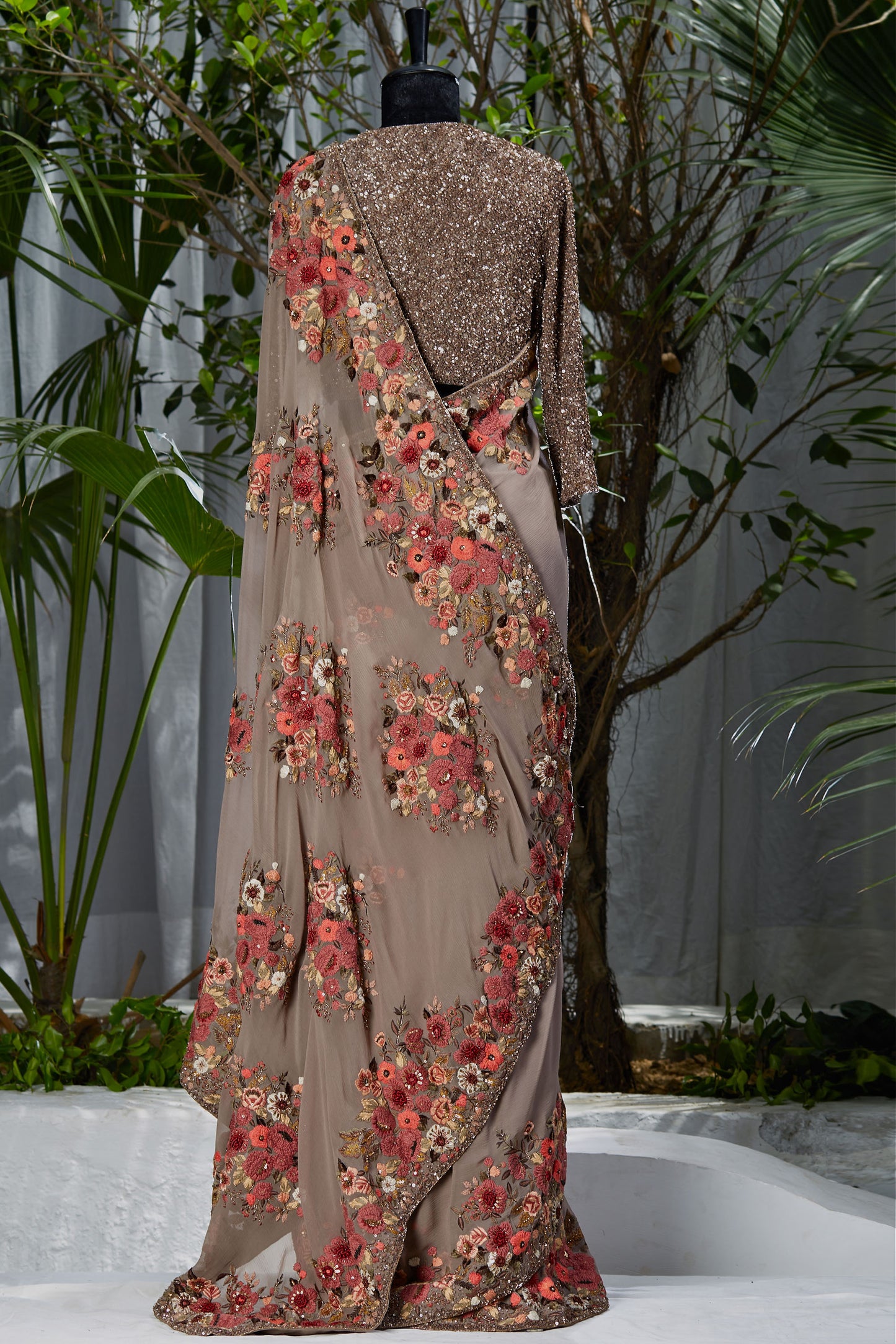 Sari Set in Floral Thread Embroidery
