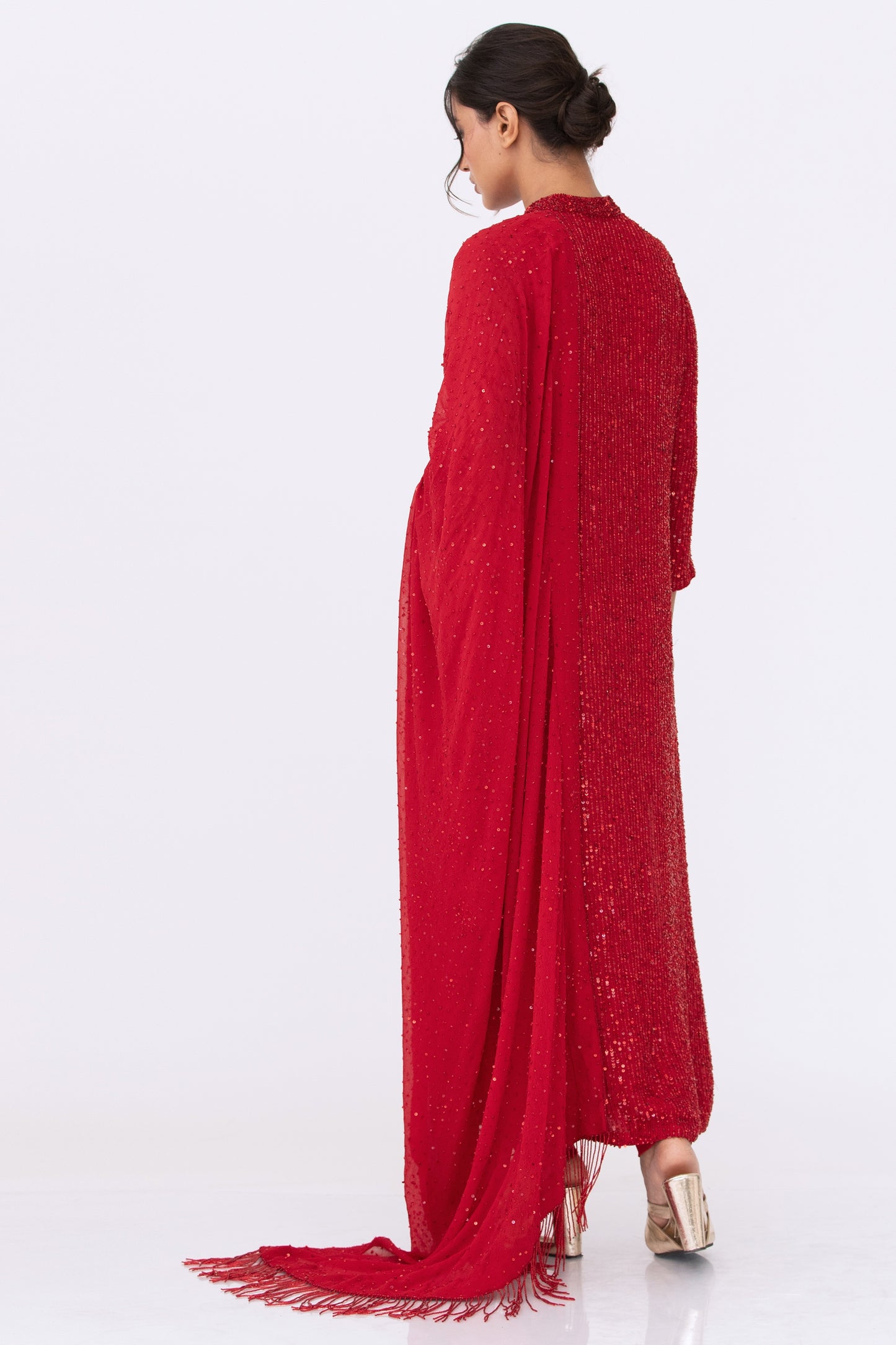 Kurta Set in Line Sequins Embroidery