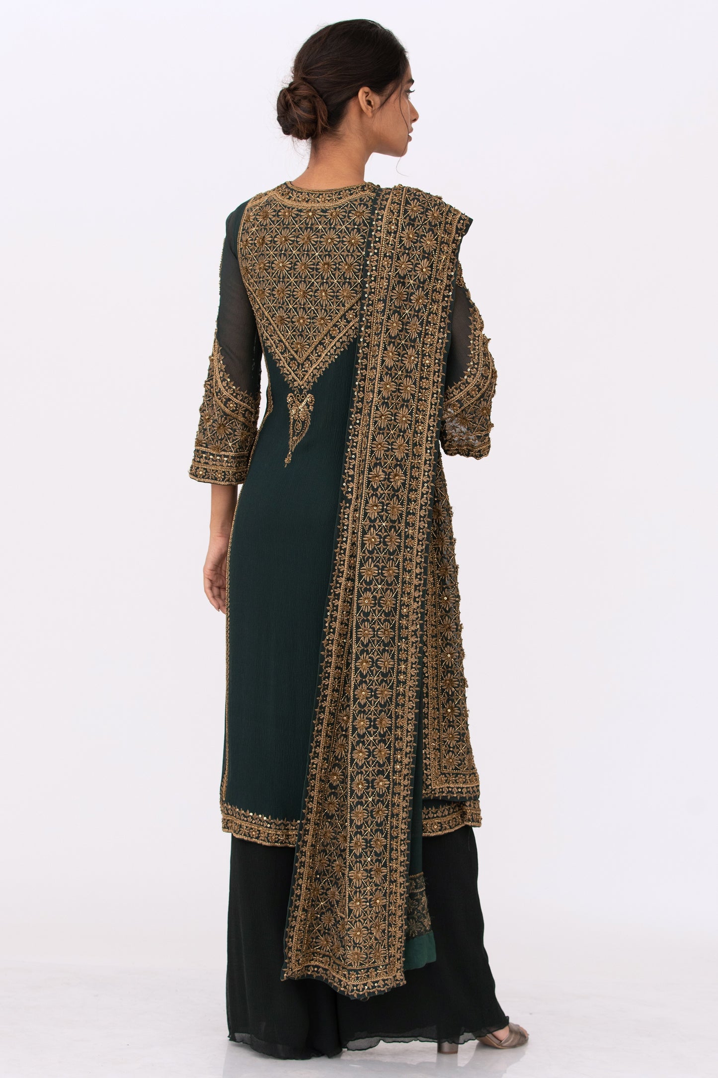 Kurta Set in Zari and Sequin Embroidery