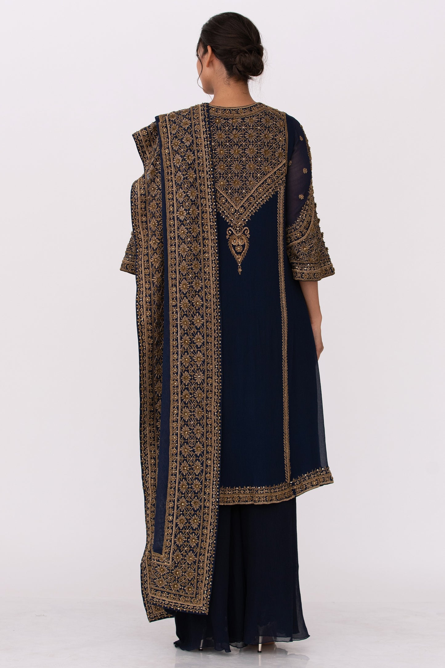 Kurta Set in Zari and Sequin Embroidery