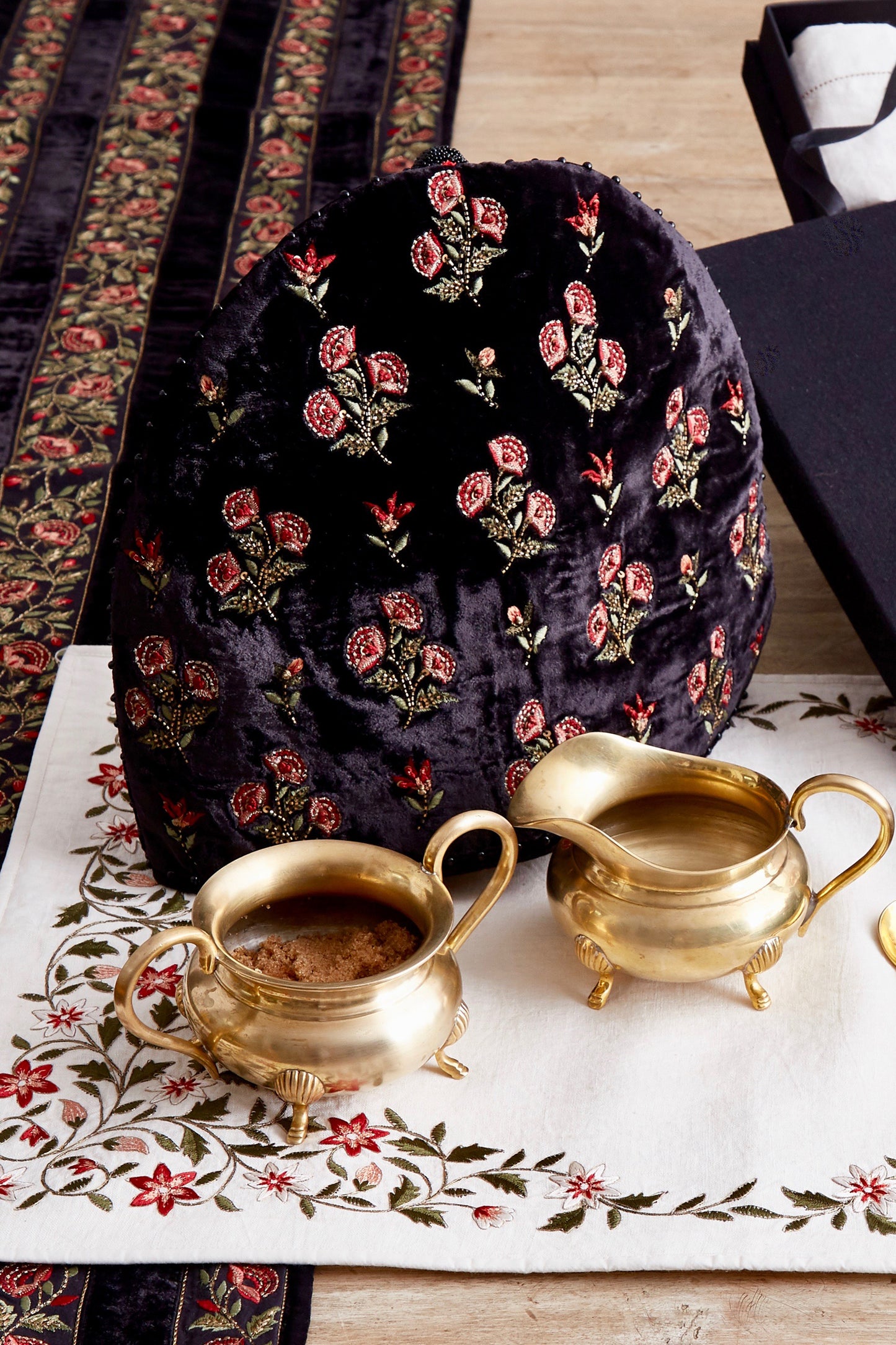 Tea Cozy in Black