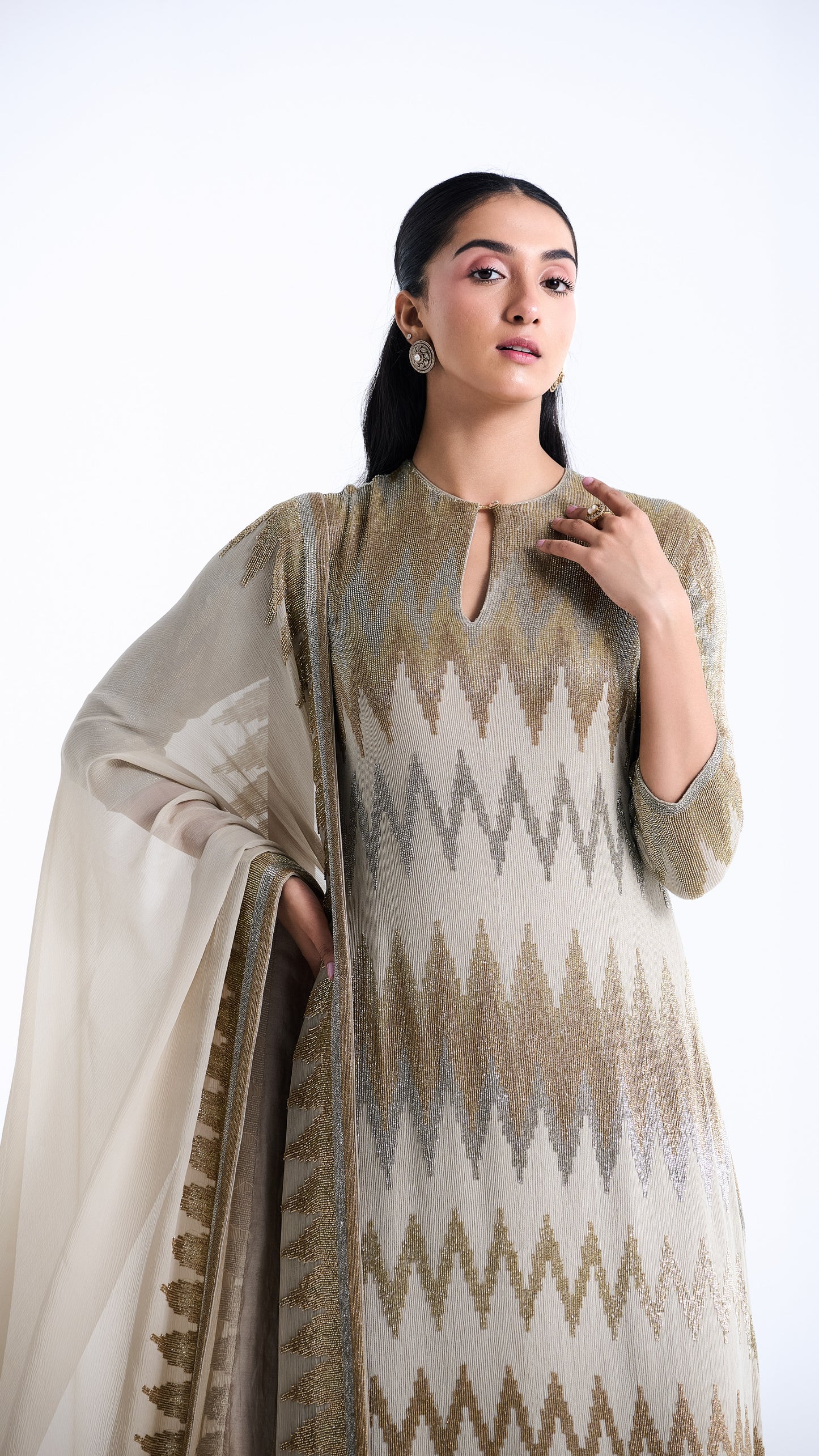 Kurta Set in Zig Zag Cutdana Embroidery