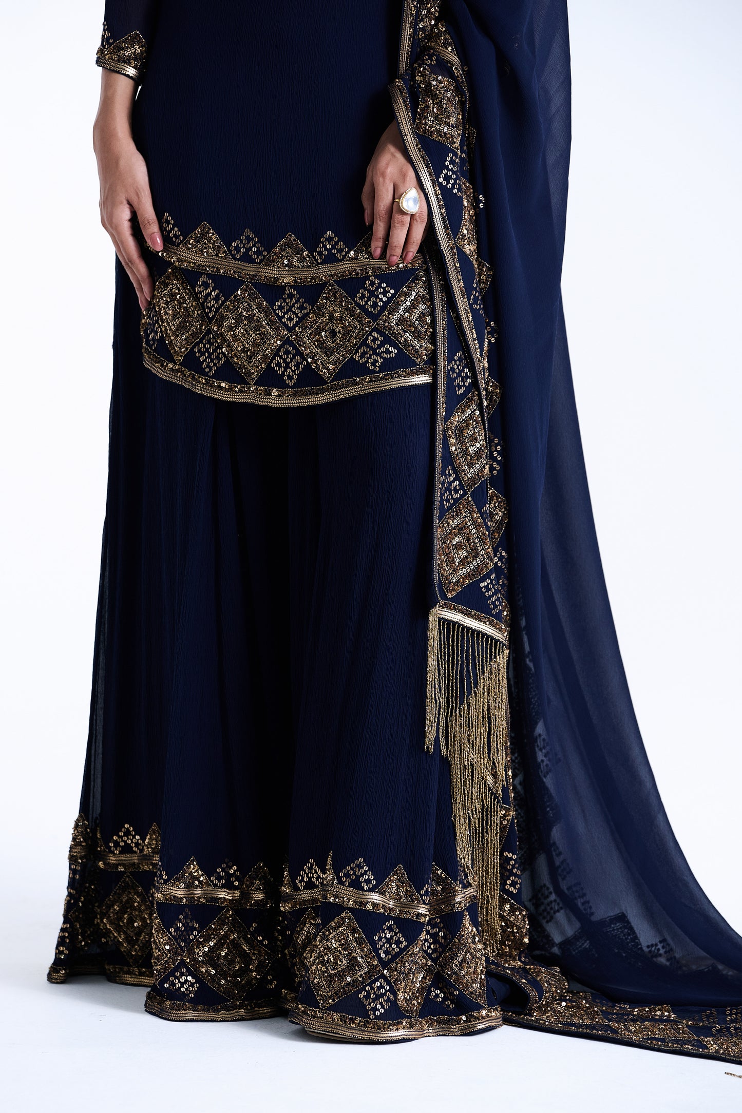 Sharara Set in a Geometric Sequin Pattern