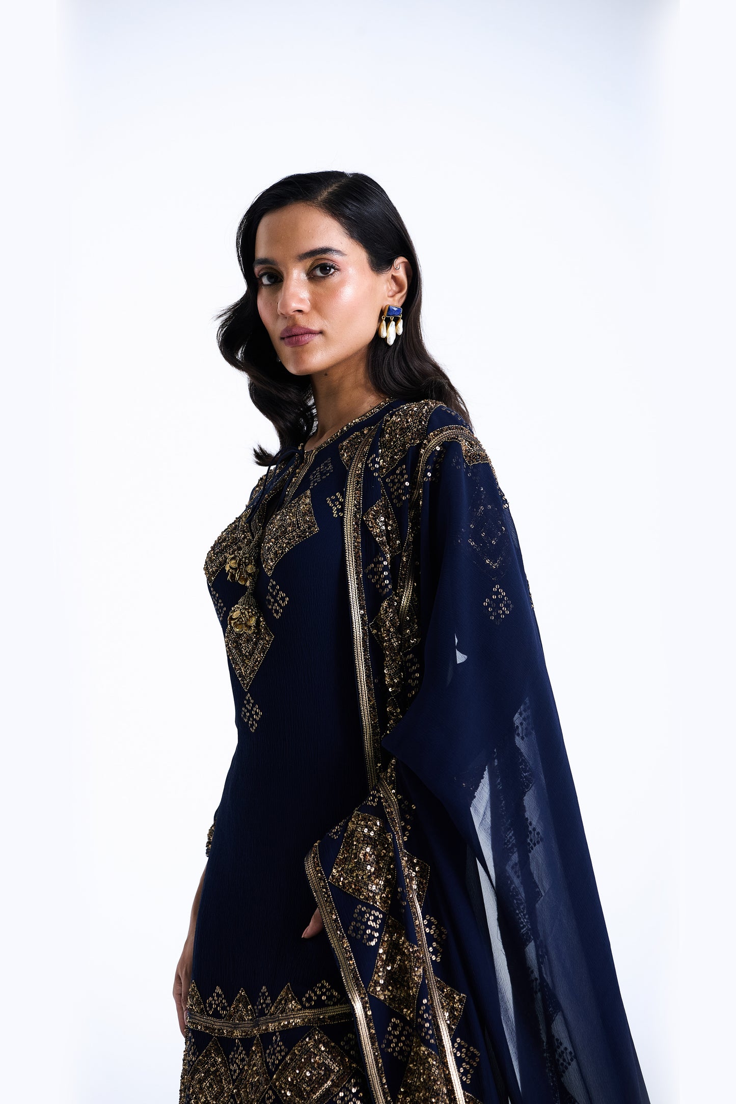 Sharara Set in a Geometric Sequin Pattern