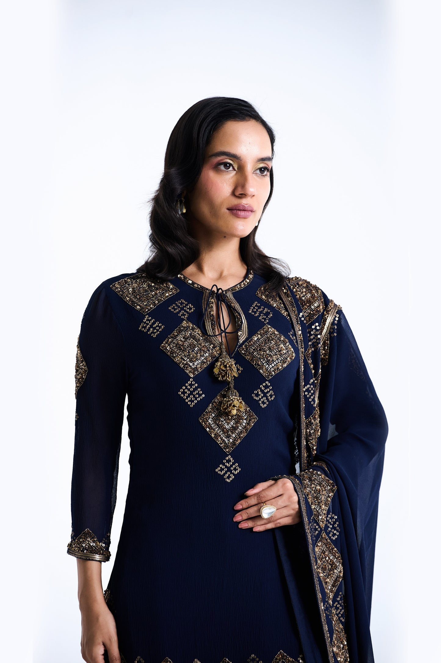 Sharara Set in a Geometric Sequin Pattern