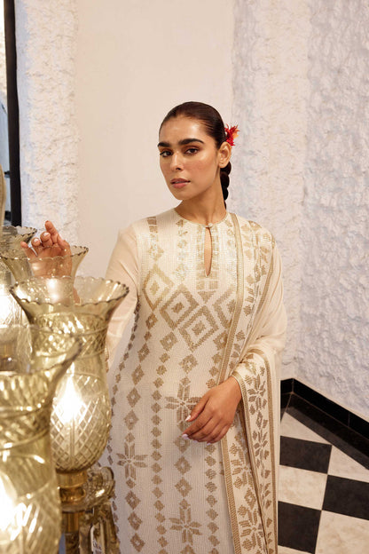 Kurta Set in Ikkat Sheeting gold & silver Sequin embroidery (Copy)