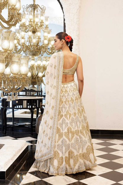 LEHENGA SET in grid motifs gold & silver sequin embroidery