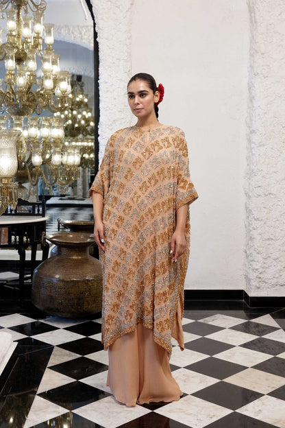Kaftan Set in Booti Grid gold & silver Sequin Embroidery