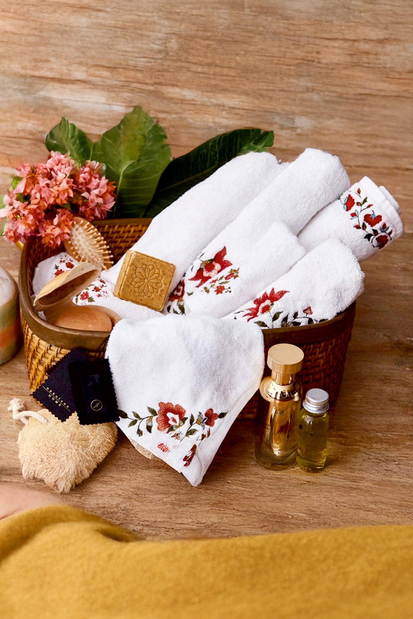 Ivory Towels - hand towel
