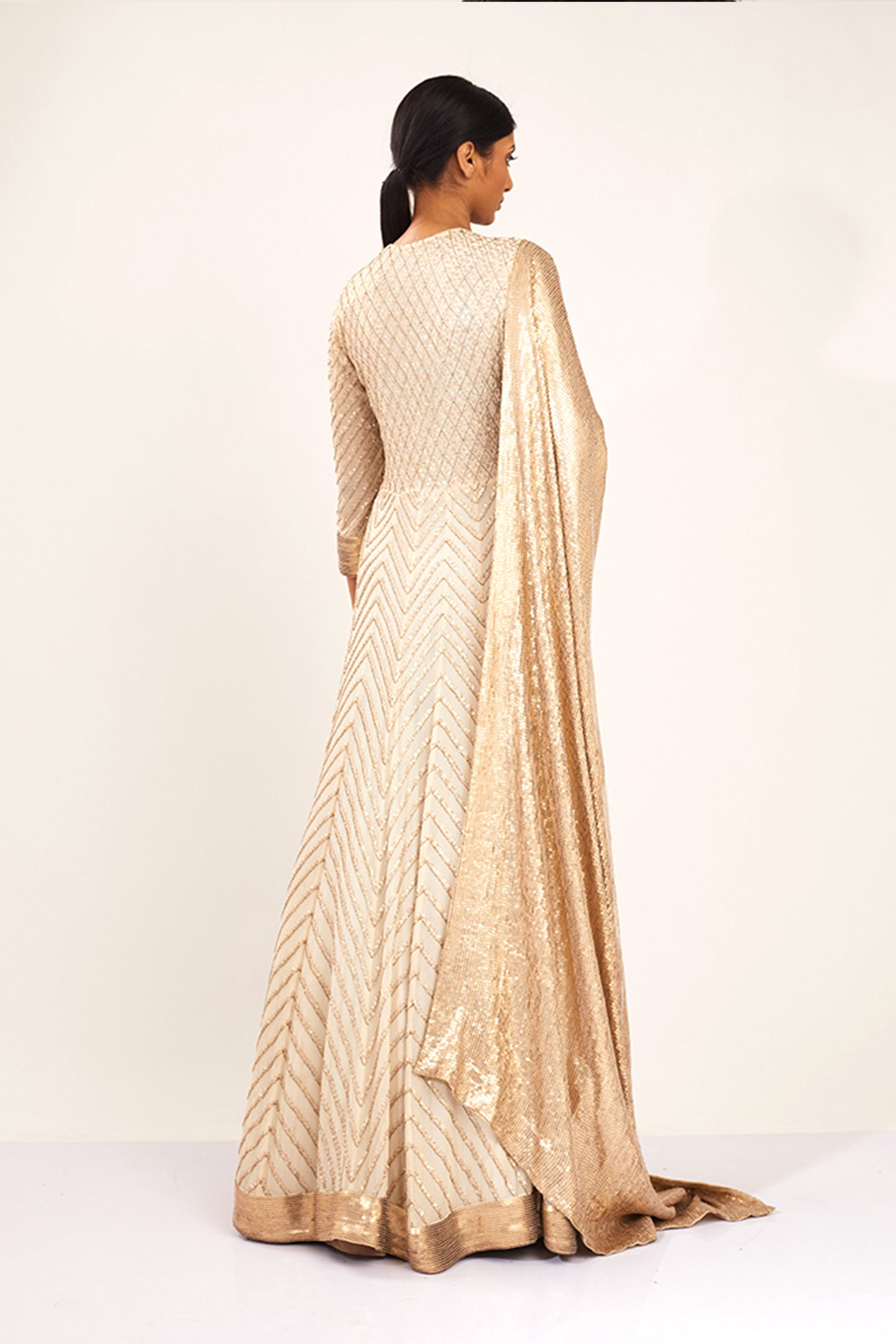 Anarkali Kurta Set in Gołd Sequin Embroidery