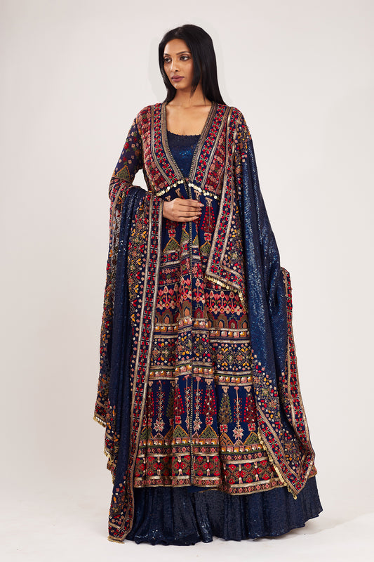 Jacket Set in Tribal Embroidery