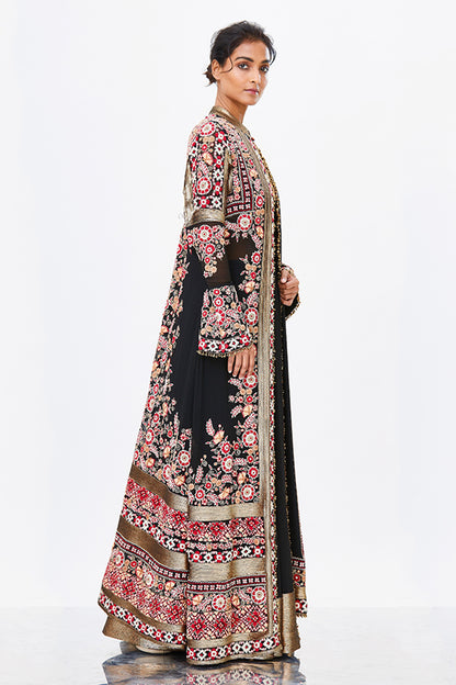 Jacket Set in Tribal Embroidery