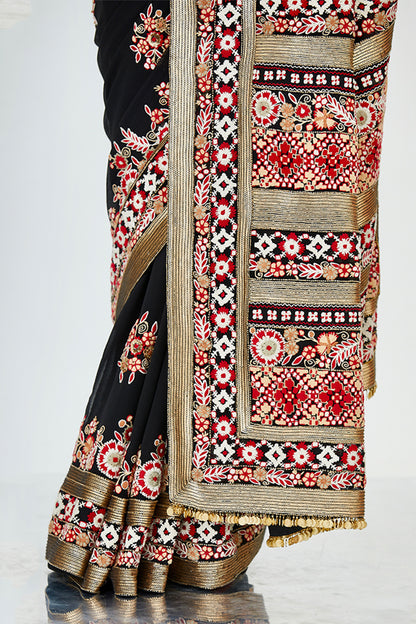 Sari Set in  Tribal Thread Embroidery