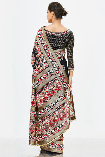 Sari Set in  Tribal Thread Embroidery