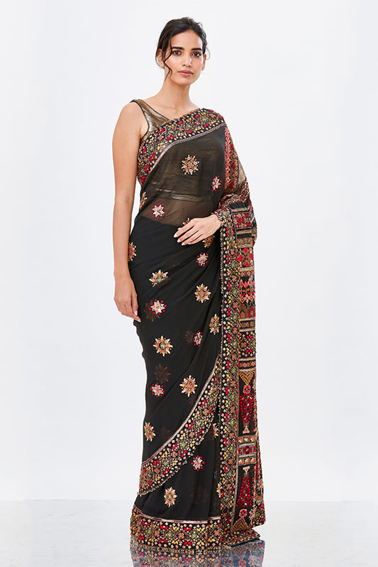 Sari Set with Tribal Thread embroidery.