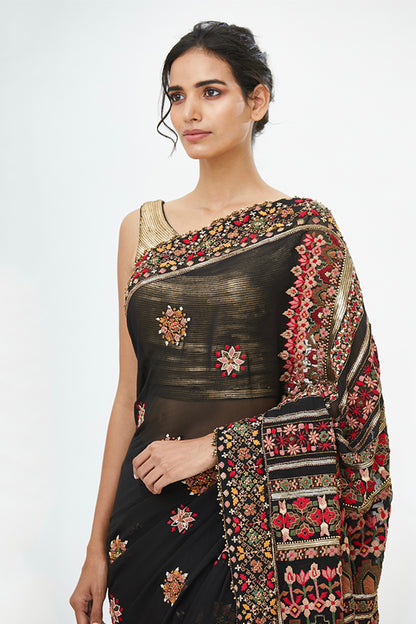 Sari Set with Tribal Thread embroidery.