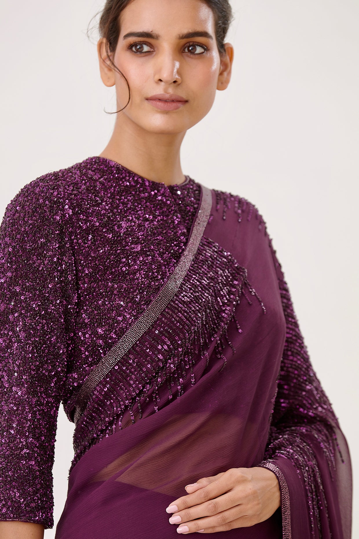 Sari Set in Line Sequin Embroidery Design