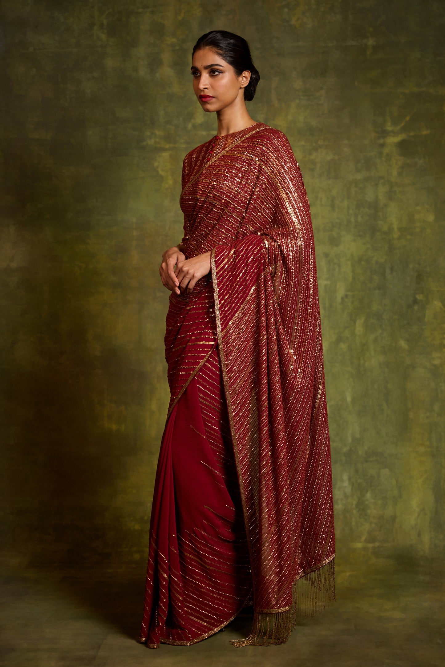 Sari Set in Diagonal Dots Sequin Embroidery