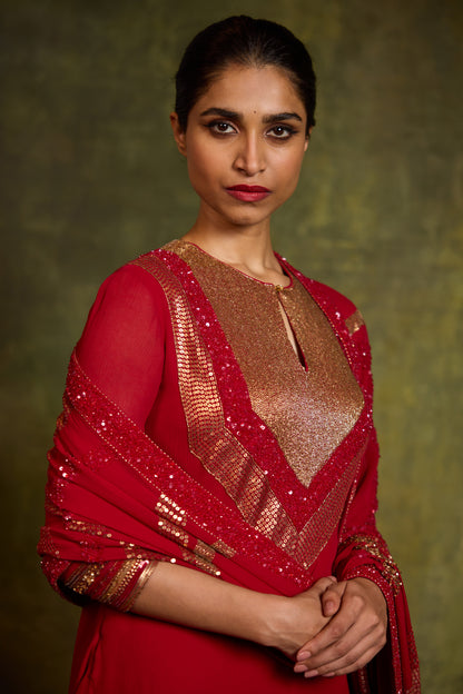 Kurta Set In Gold Sequin Embroidery