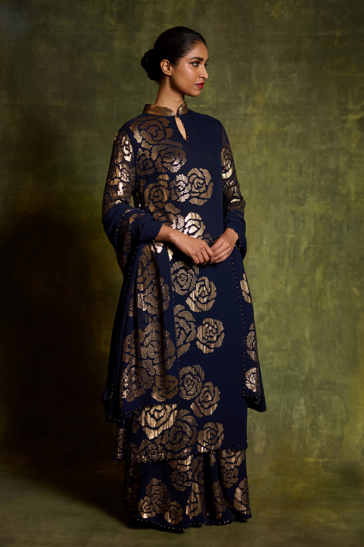 Kurta Set in Rose Sequin Embroidery