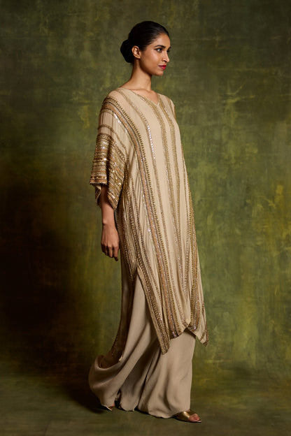 Kaftan Set in Sequin Loat Embroidery