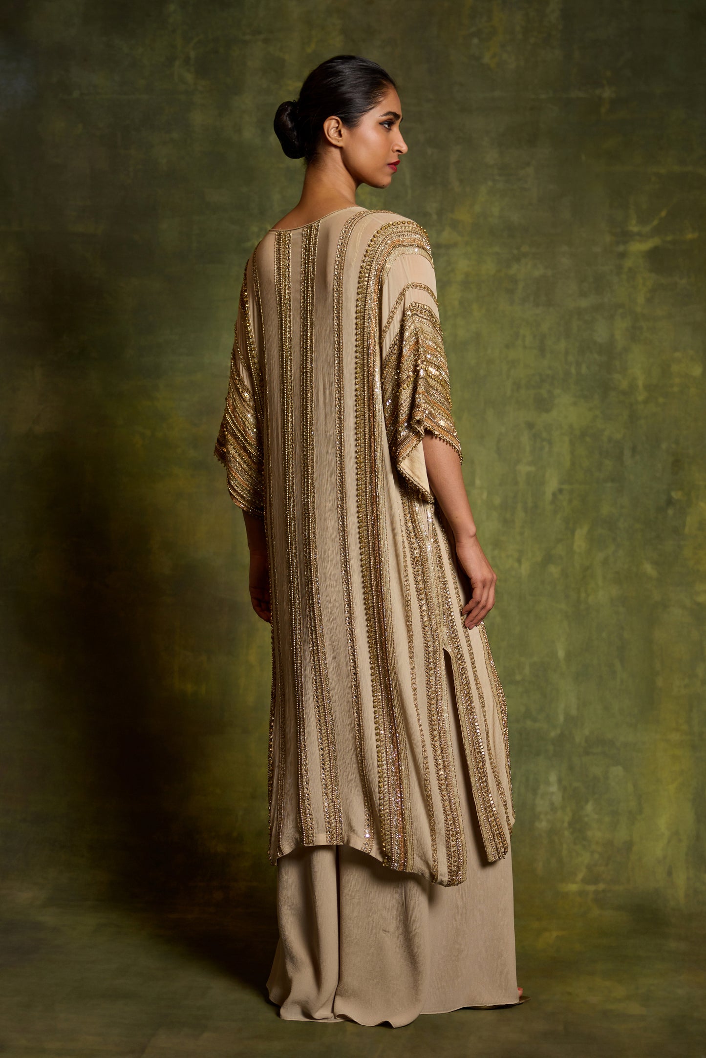 Kaftan Set in Sequin Loat Embroidery