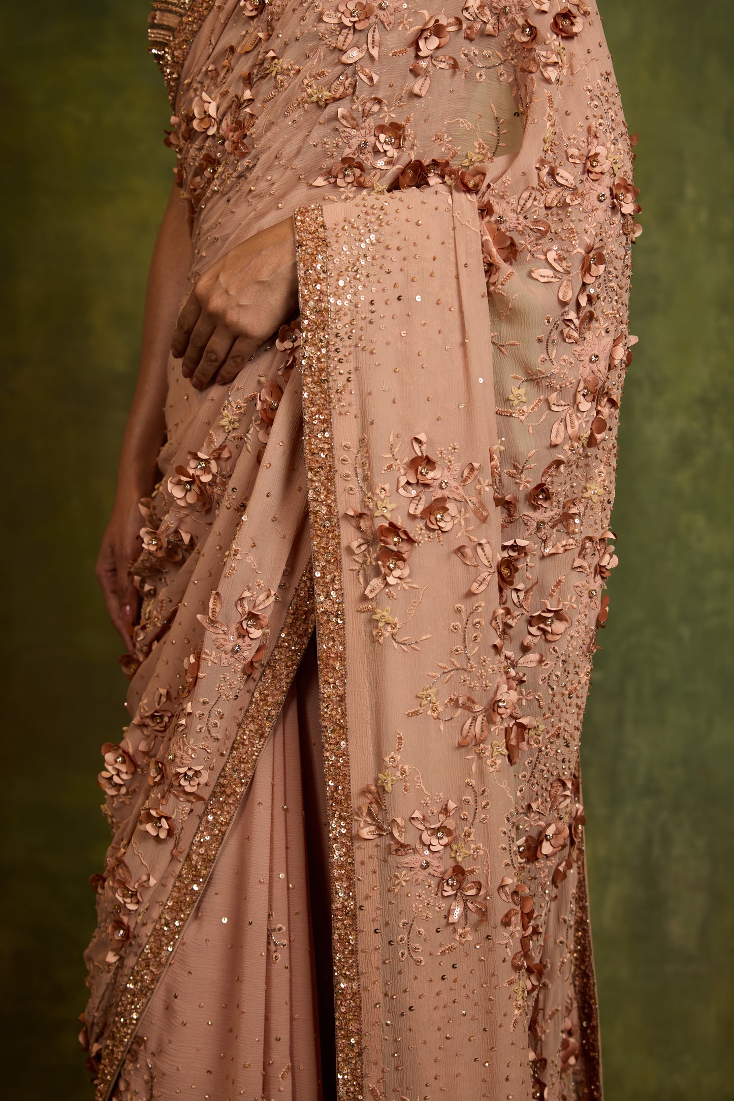 Sari Set in 3D Floral Embroidery