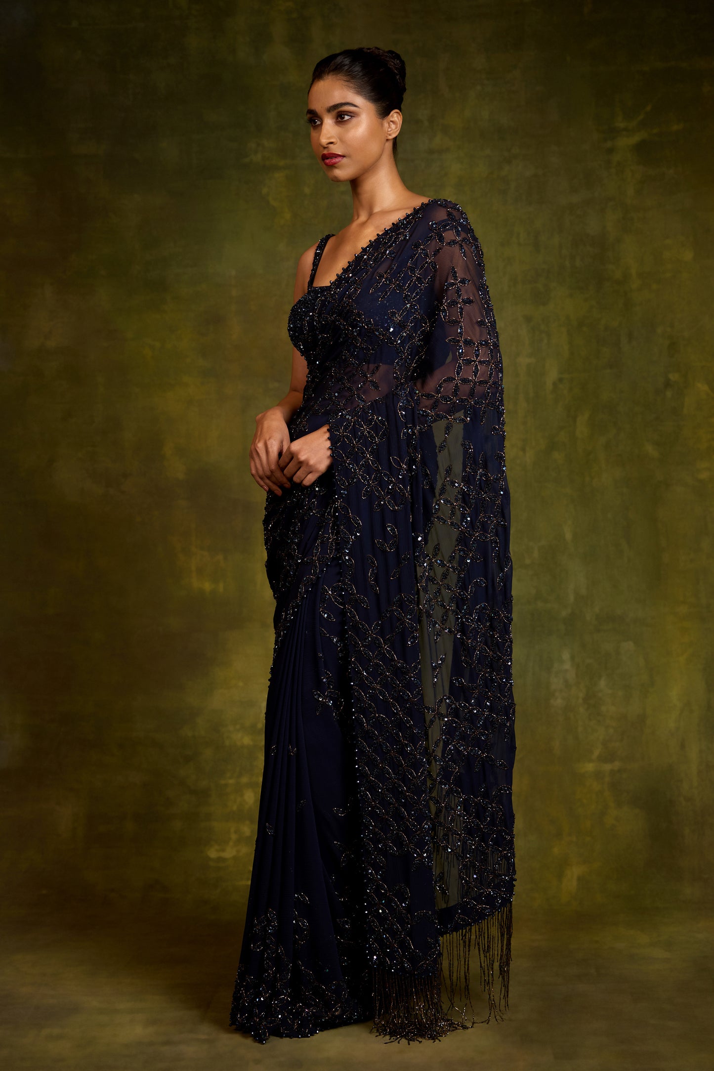 Sari Set in Petal Grid Design in Sequin Embroidery
