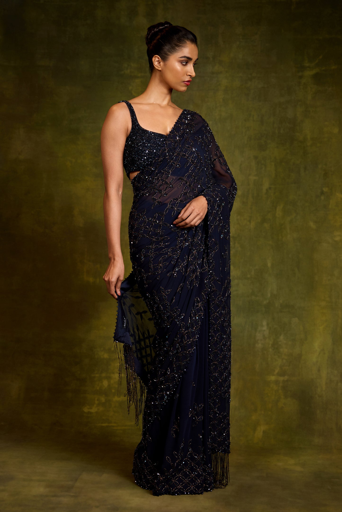 Sari Set in Petal Grid Design in Sequin Embroidery