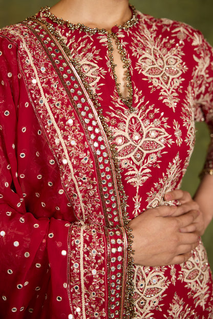 Kurta Set in Mirror & Thread Embroidery