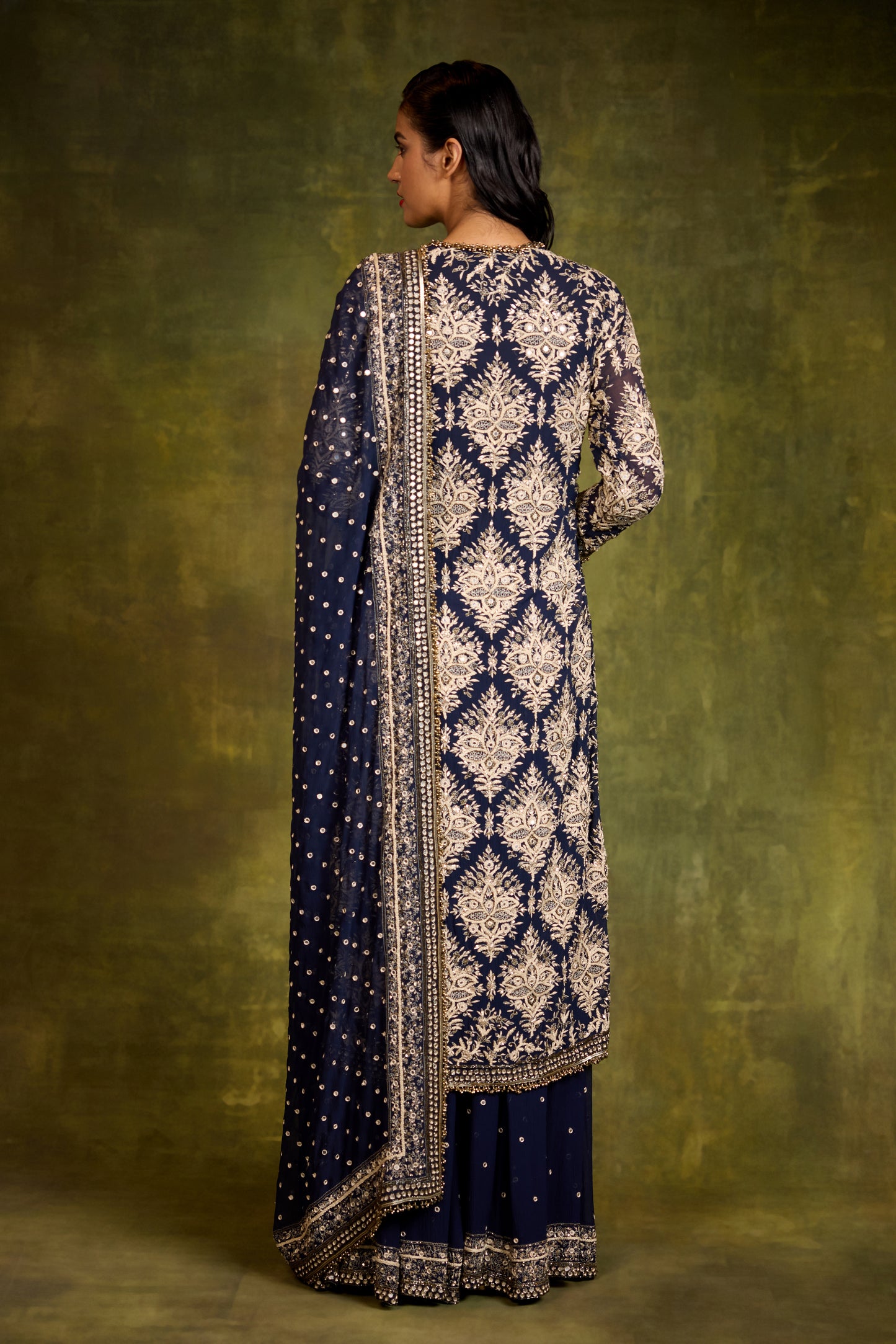 Kurta Set in Thread & Mirror Embroidery