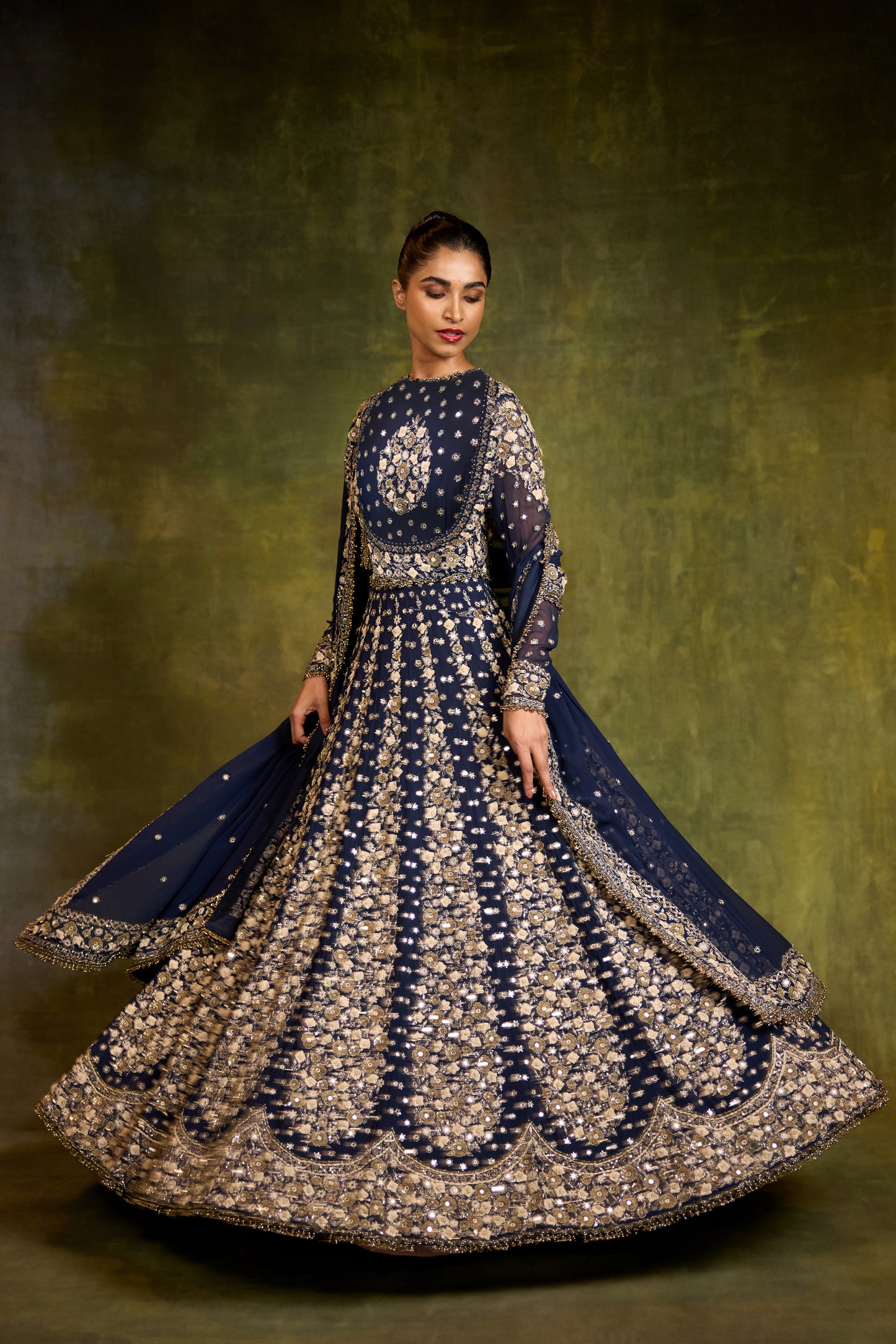 Anarkali Kurta Set in Mirror & Thread Embroidery