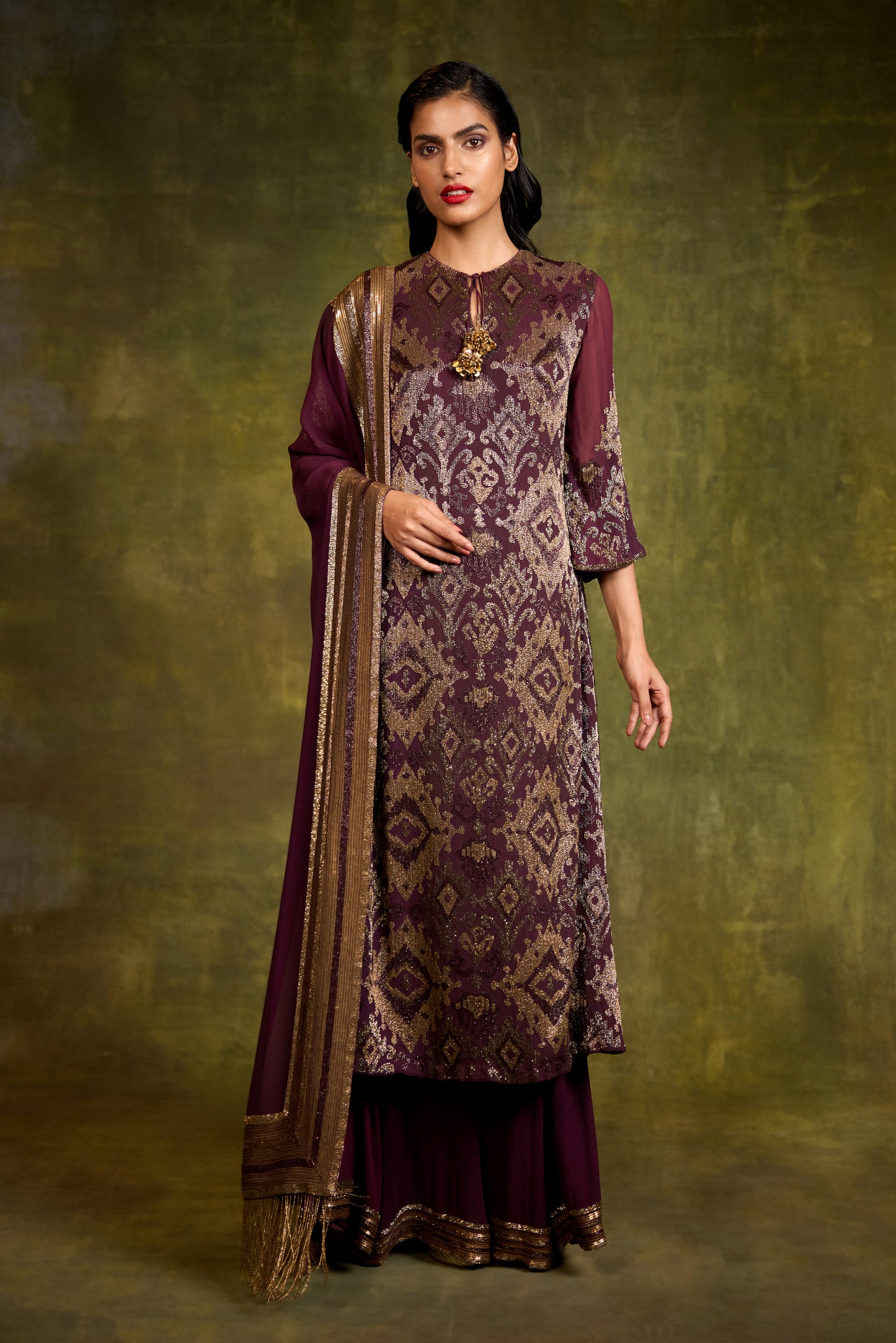 Kurta Set in Cutdana Embroidery