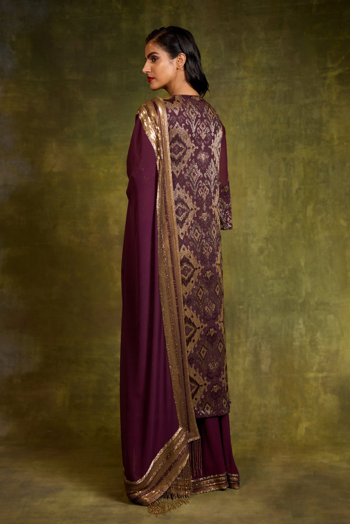 Kurta Set in Cutdana Embroidery