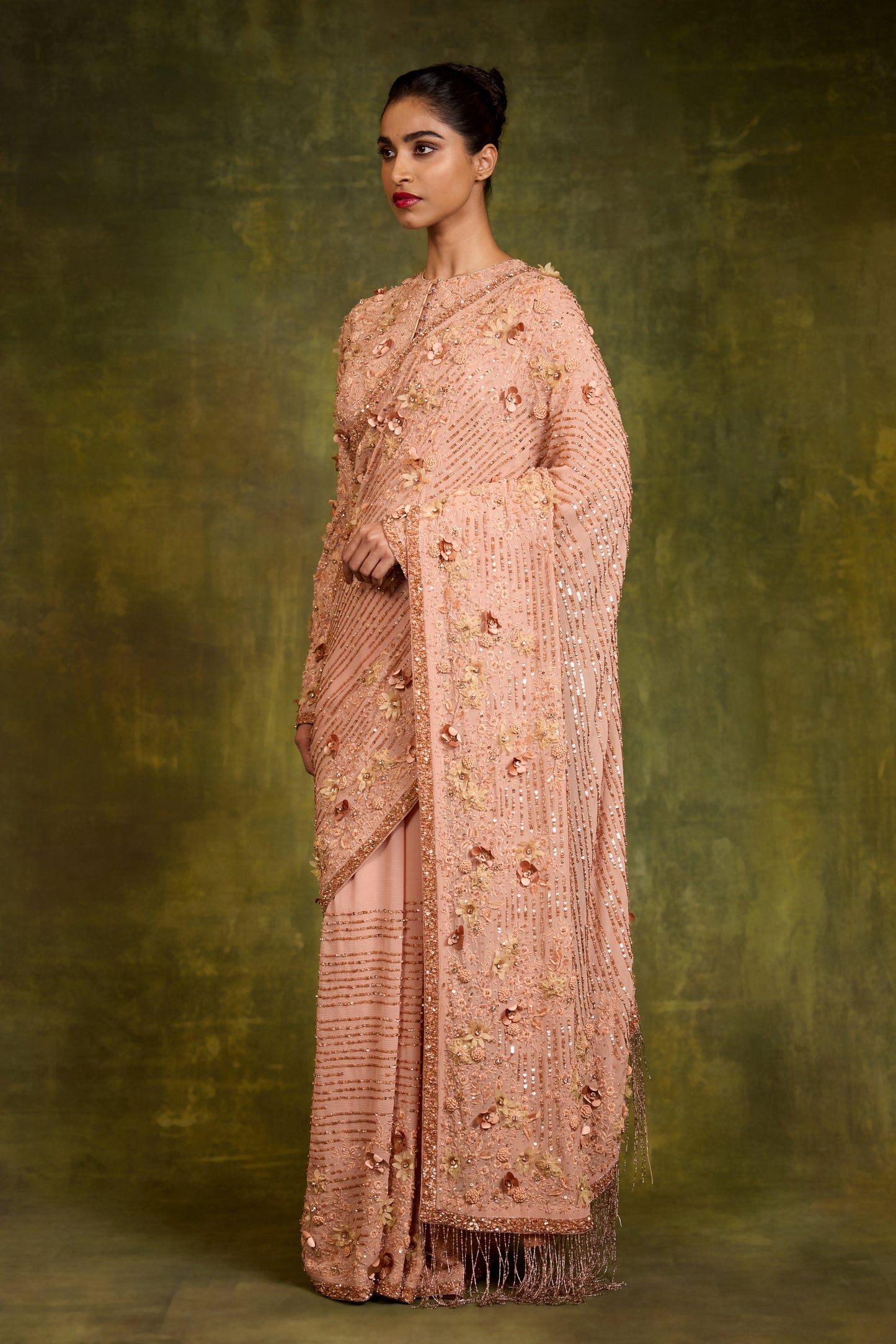 Sari Set in 3D Floral Embroidery