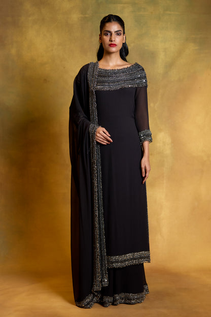 Kurta Set in Sequin & Mirror Embroidery