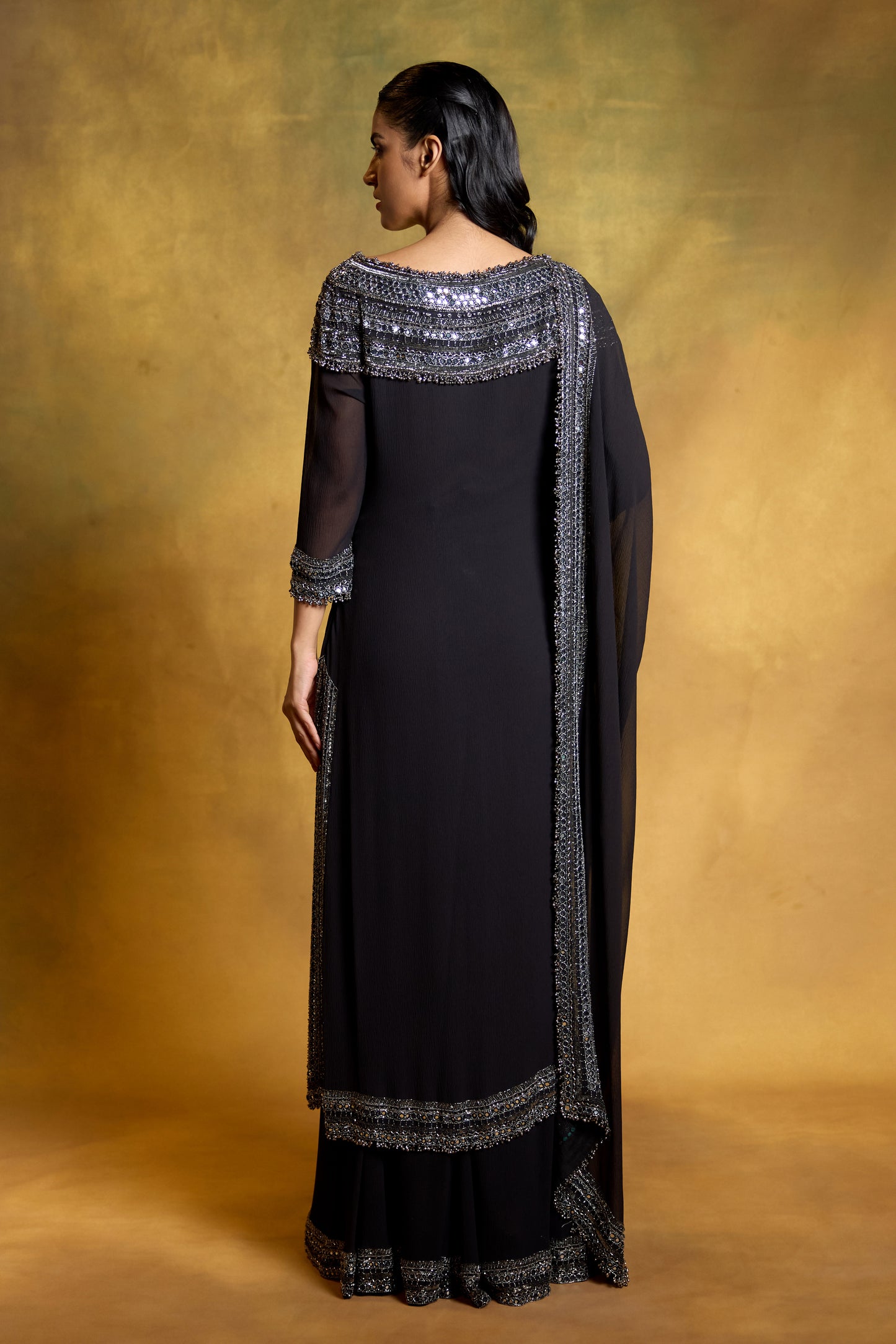 Kurta Set in Sequin & Mirror Embroidery