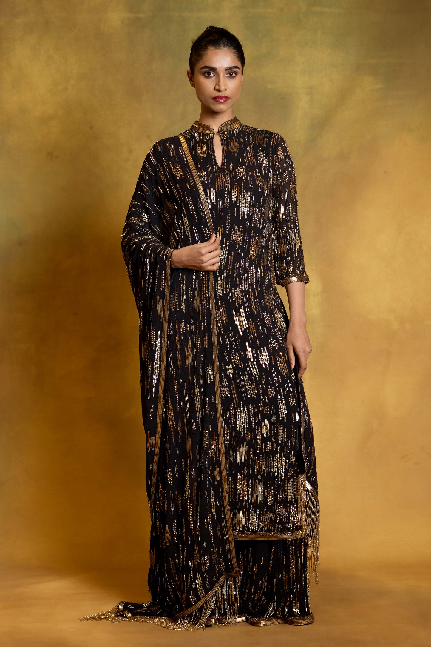 Kurta Set in Abstract Sequin Embroidery