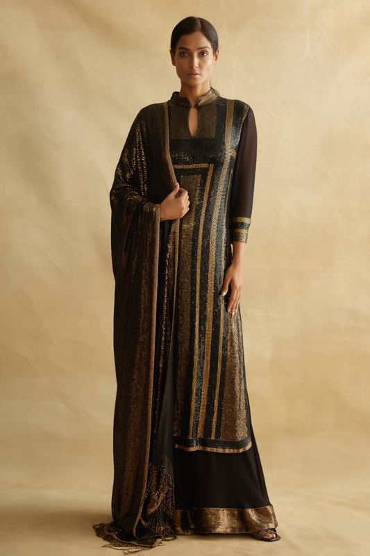 Kurta Set in Metallic Sequin Embroidery