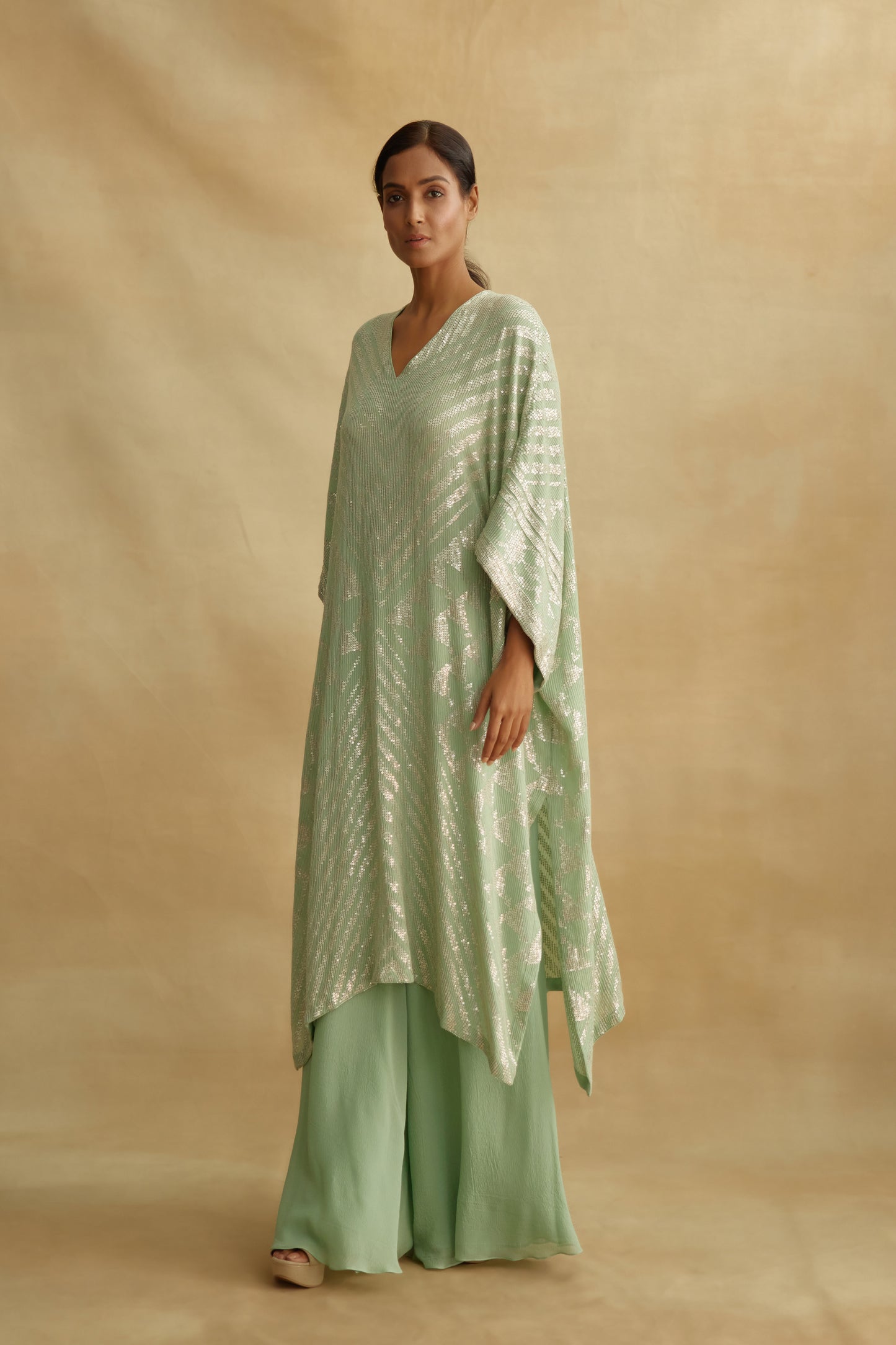 Kaftan Set in Small Sequin Embroidery