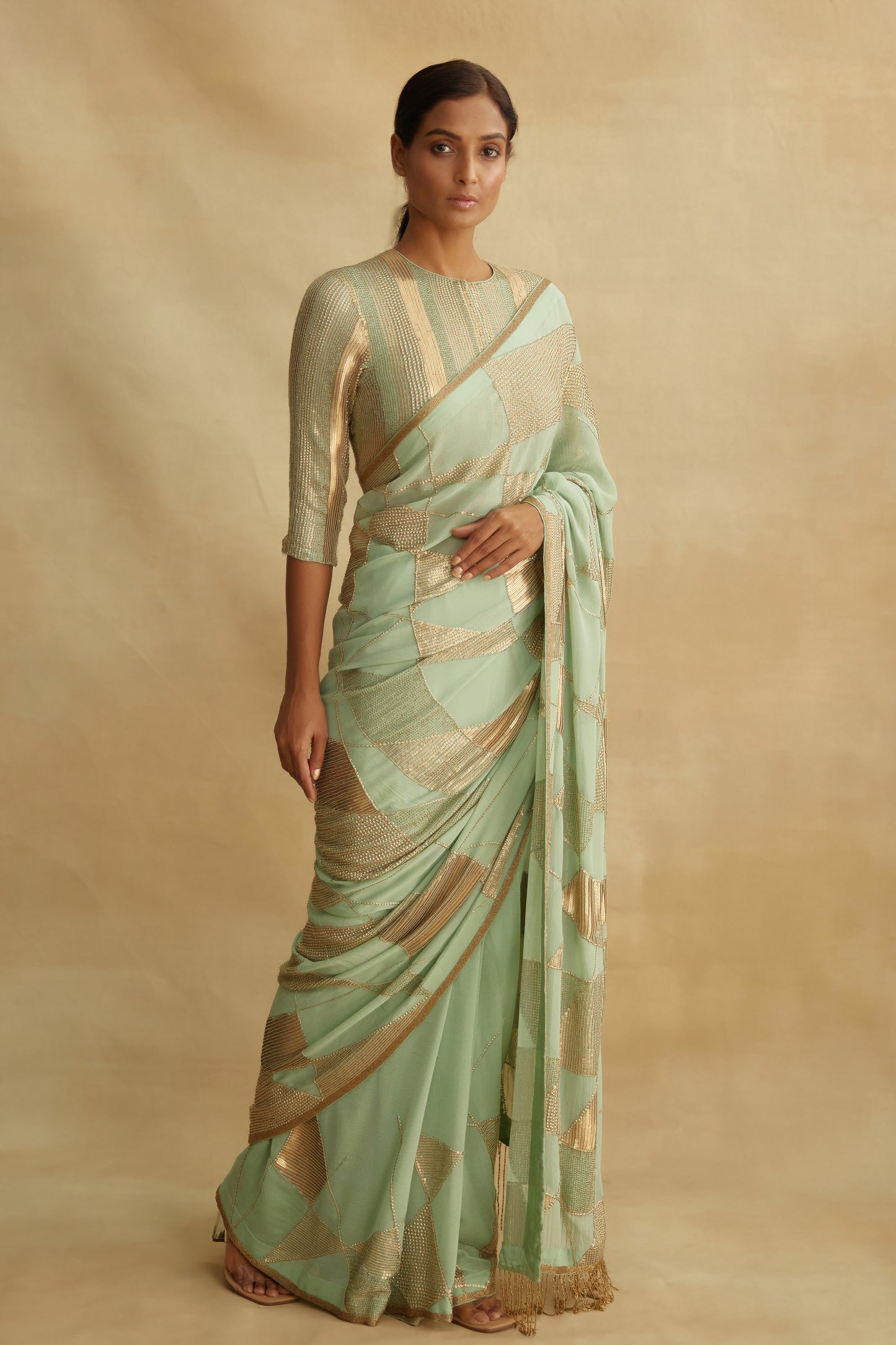 Sari Set in Trapeze Geometric Design in Sequin Embroidery
