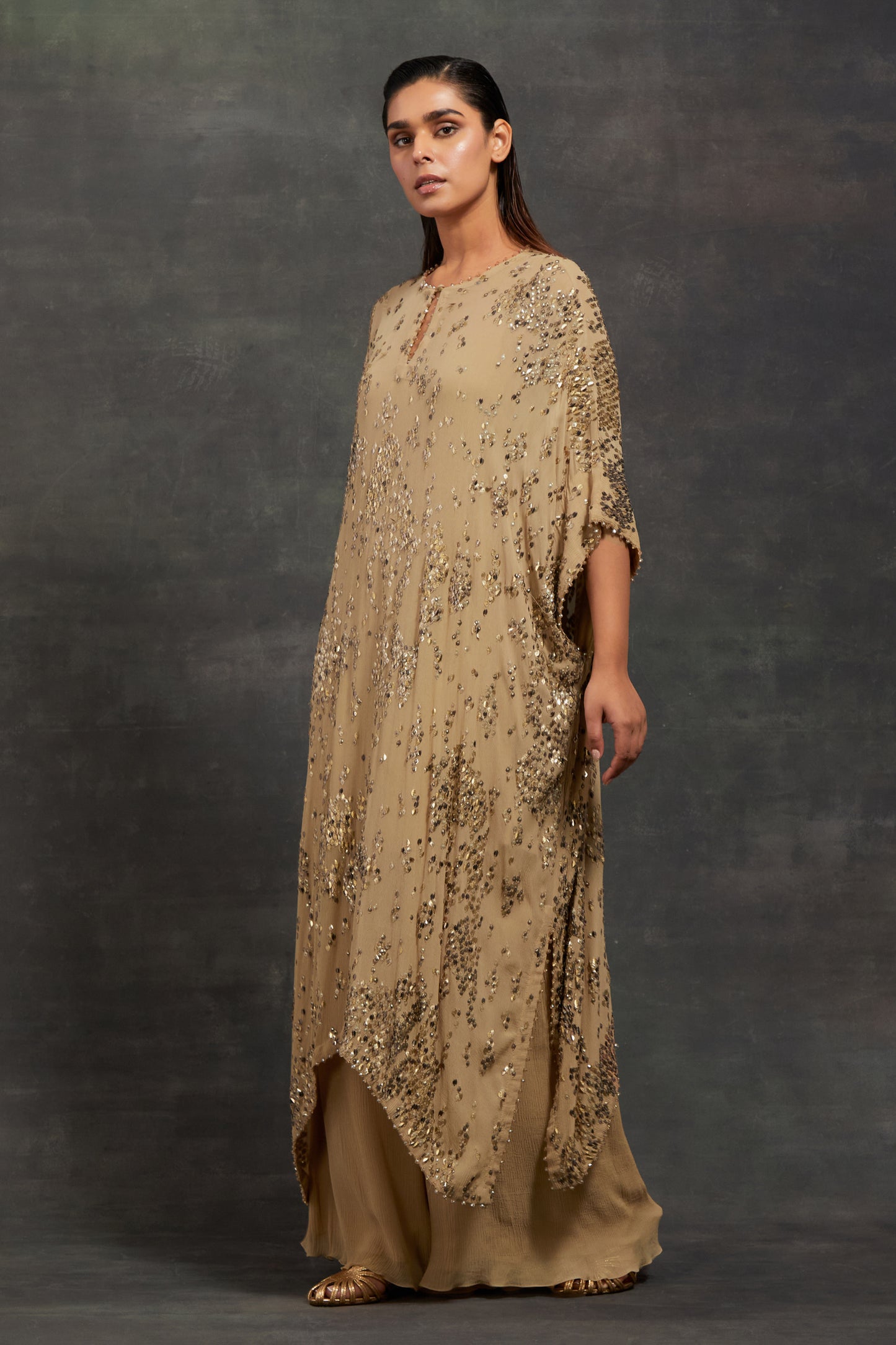 Kaftan Set in Sequin Textured Snake Pattern