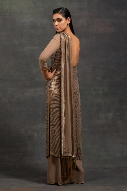 Kurta Set In Zebra Pattern Sequin Embroidery